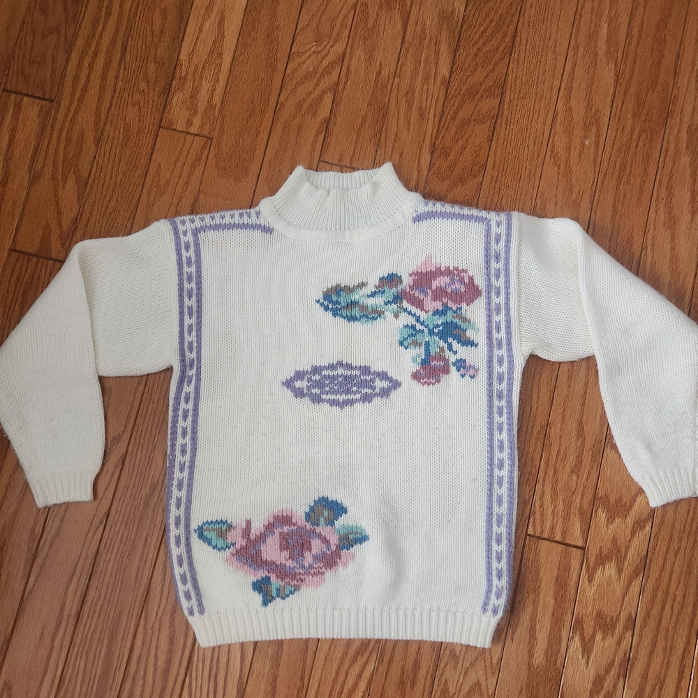 Avocado White Sweater with Floral Accents